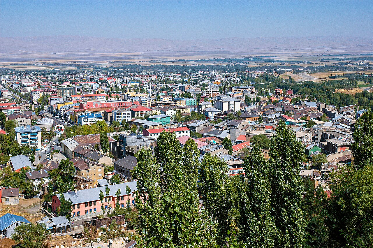Muş'ta PKK terör örgütü mensubu olan 7 kişi yakalandı